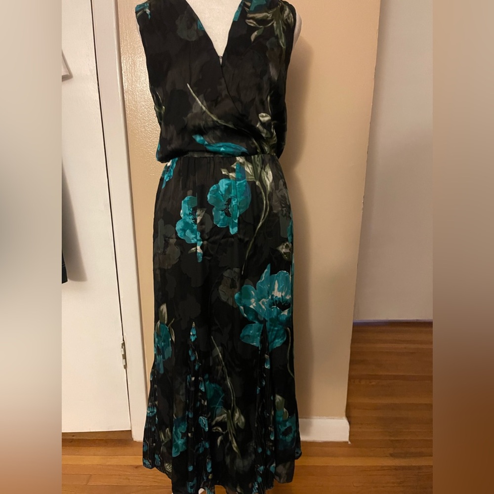 White House Black Market Midi Dress